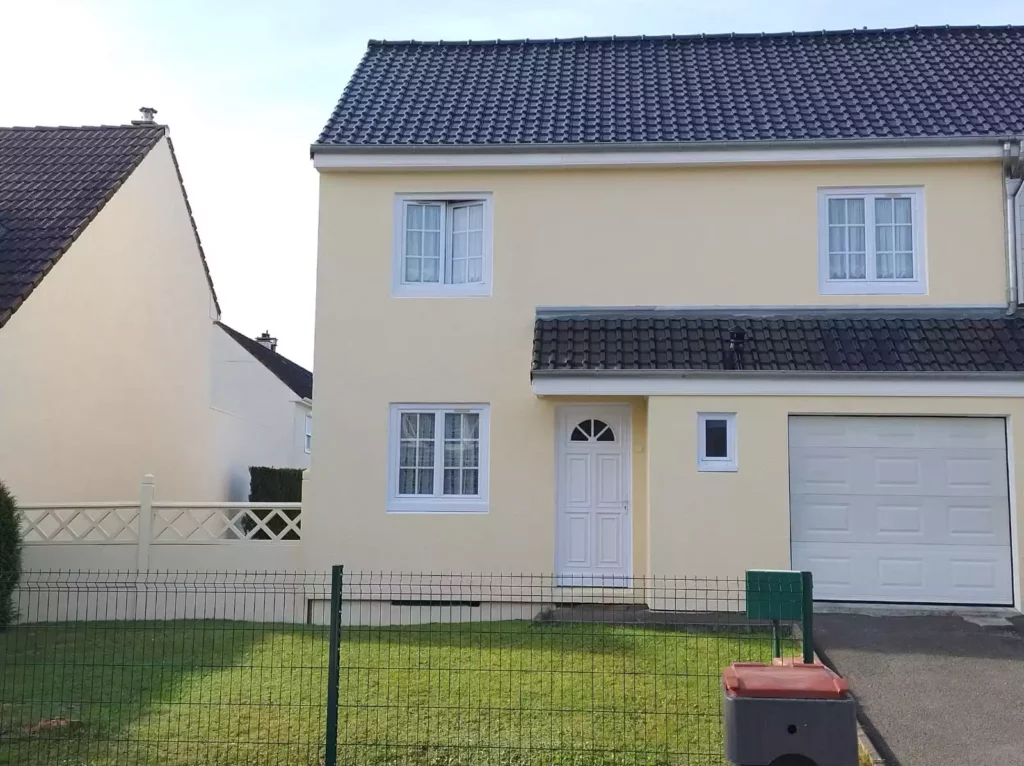 Chantier-Lens-peinture-semi-epaisse-impermeable1-min